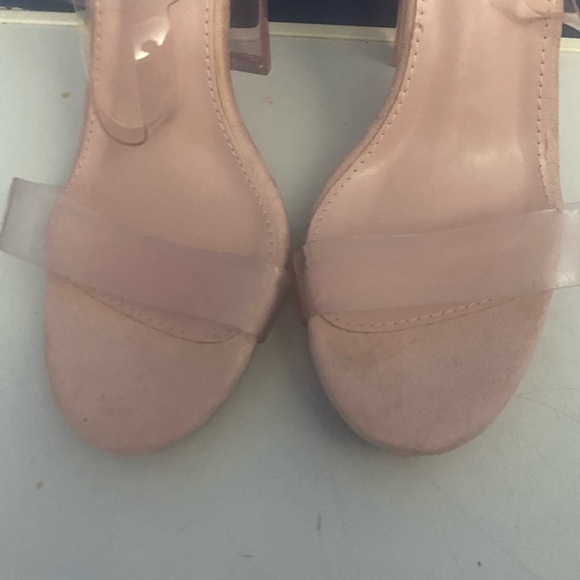 Torta Caliente Clear Nude Light Pink Sole Block 4” Heels Classy Chic Size 9M - Picture 2 of 7